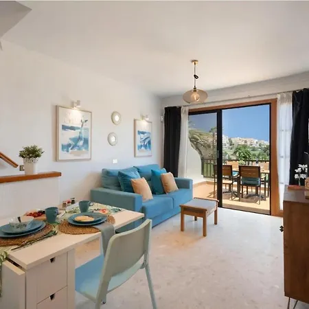 Atlantic Color Views Apartment